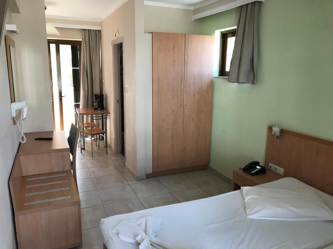 העיירה קוס Imperial Hotel מראה חיצוני תמונה